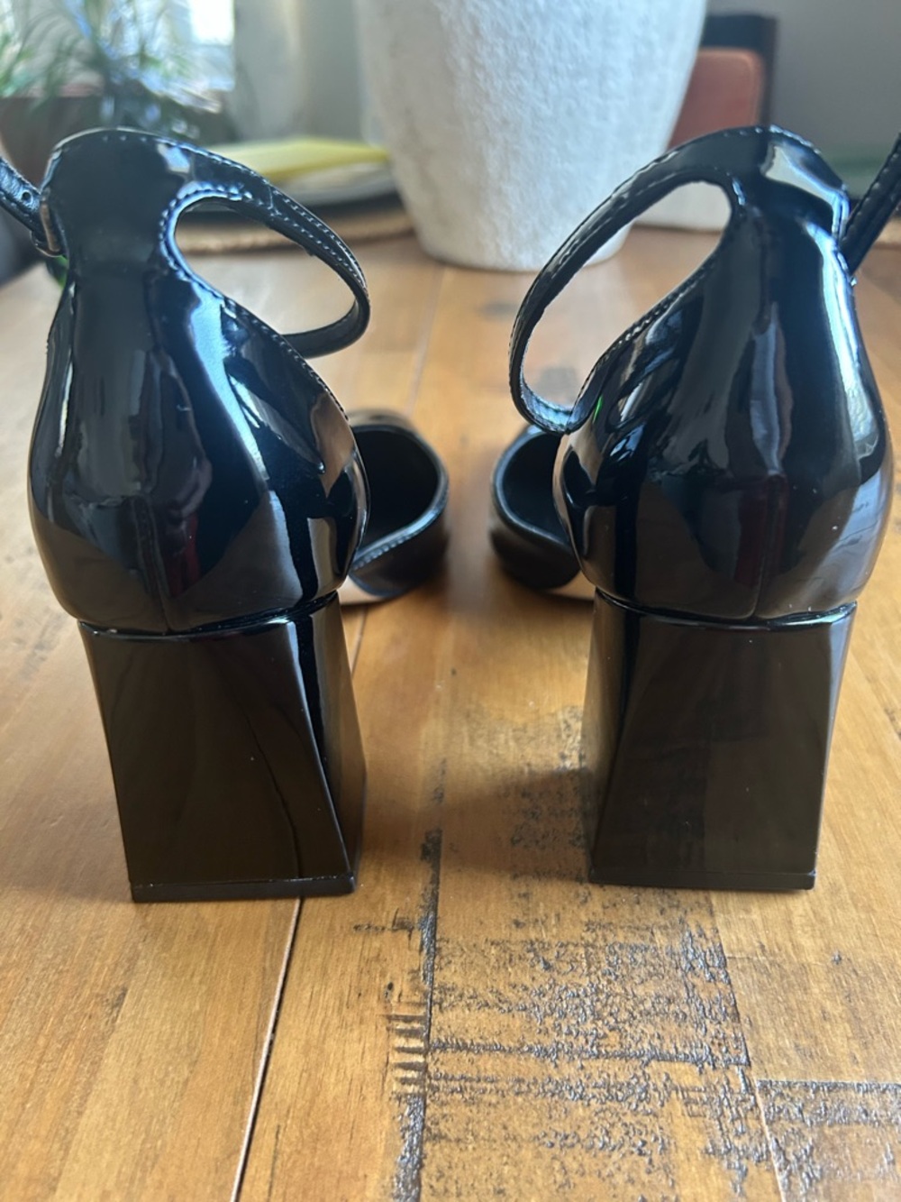 Calvin Klein Black Patent Pointed Slingback Pumps - Picture 4 of 7